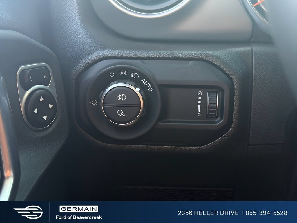 Used 2023 Jeep Gladiator Sport AWD/4WD image 22