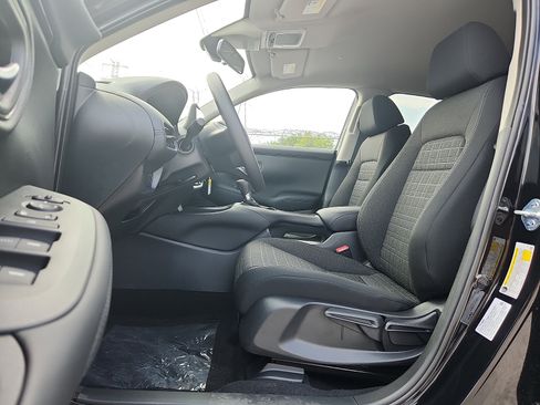 New 2027 Honda HR-V LX image 9