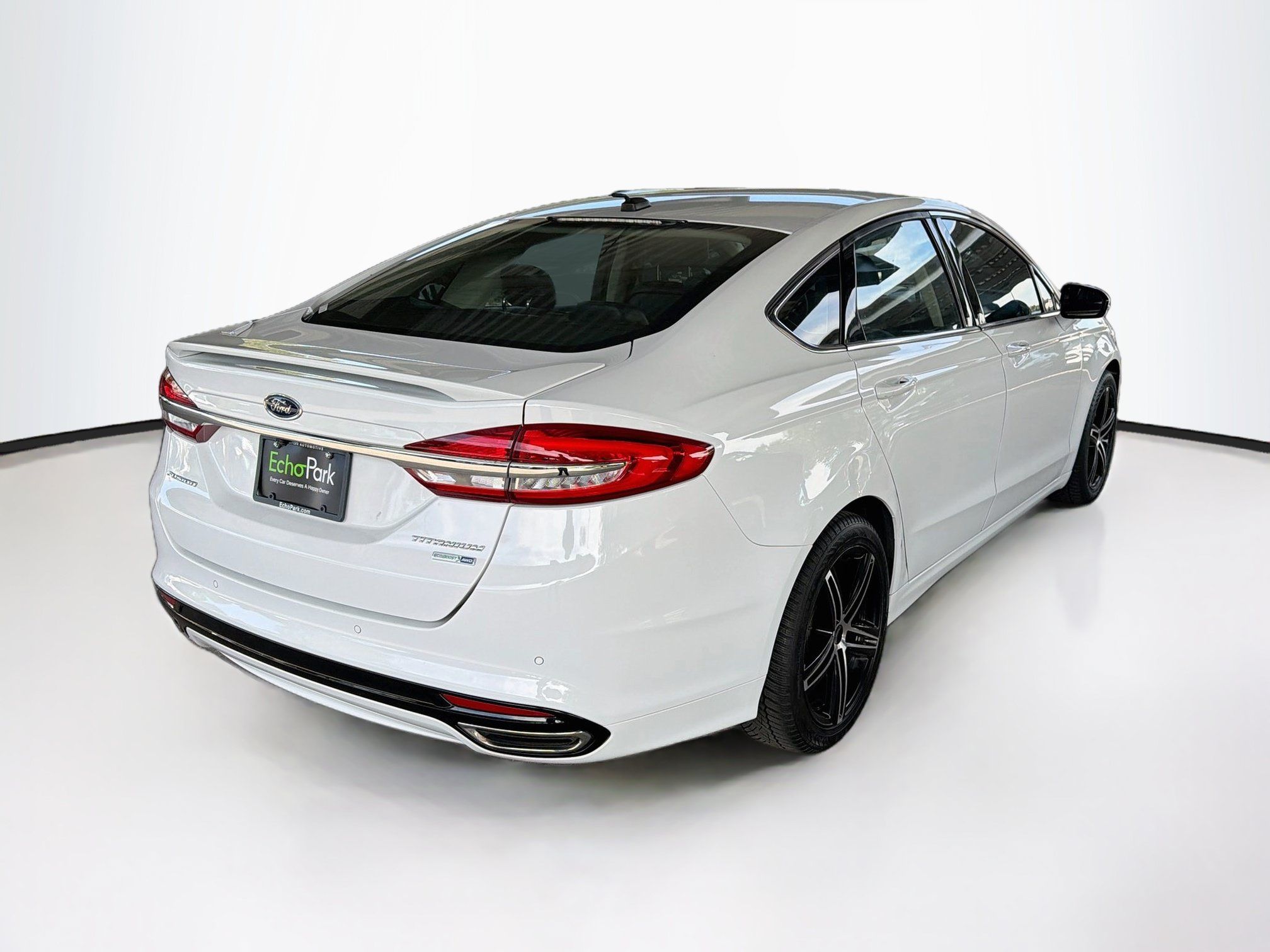 Used 2017 Ford Fusion Titanium AWD/4WD image 9