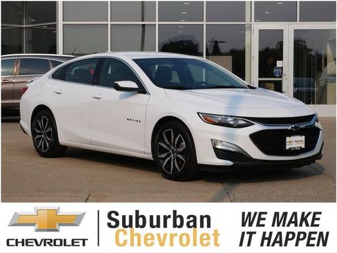 Used 2024 Chevrolet Malibu RS FWD image 1