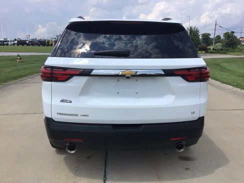 Used 2023 Chevrolet Traverse LT AWD/4WD image 5