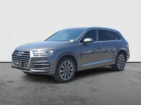 Used 2018 Audi Q7 2.0T Premium Plus w/ Premium Plus Package AWD/4WD image 2
