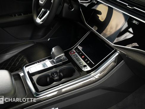 Used 2023 Audi SQ7 Premium Plus w/ Towing Package image 31