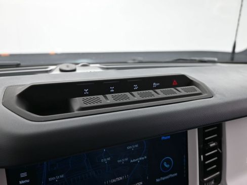 New 2025 Ford Bronco Heritage Edition AWD/4WD image 15