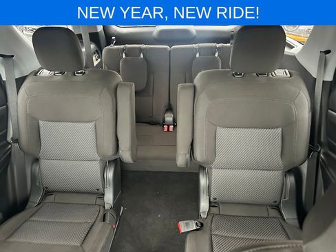 Certified 2023 Ford Explorer XLT w/ Class IV Trailer Tow Package image 23