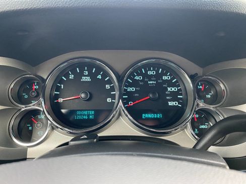 Used 2008 Chevrolet Silverado 1500 LT w/ Suspension Package, Off-Road image 14