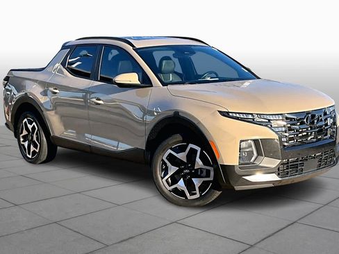 Used 2023 Hyundai Santa Cruz Limited image 3