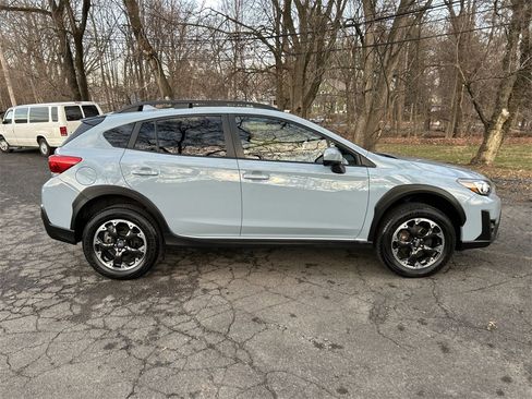 Certified 2023 Subaru Crosstrek 2.0i Premium image 9