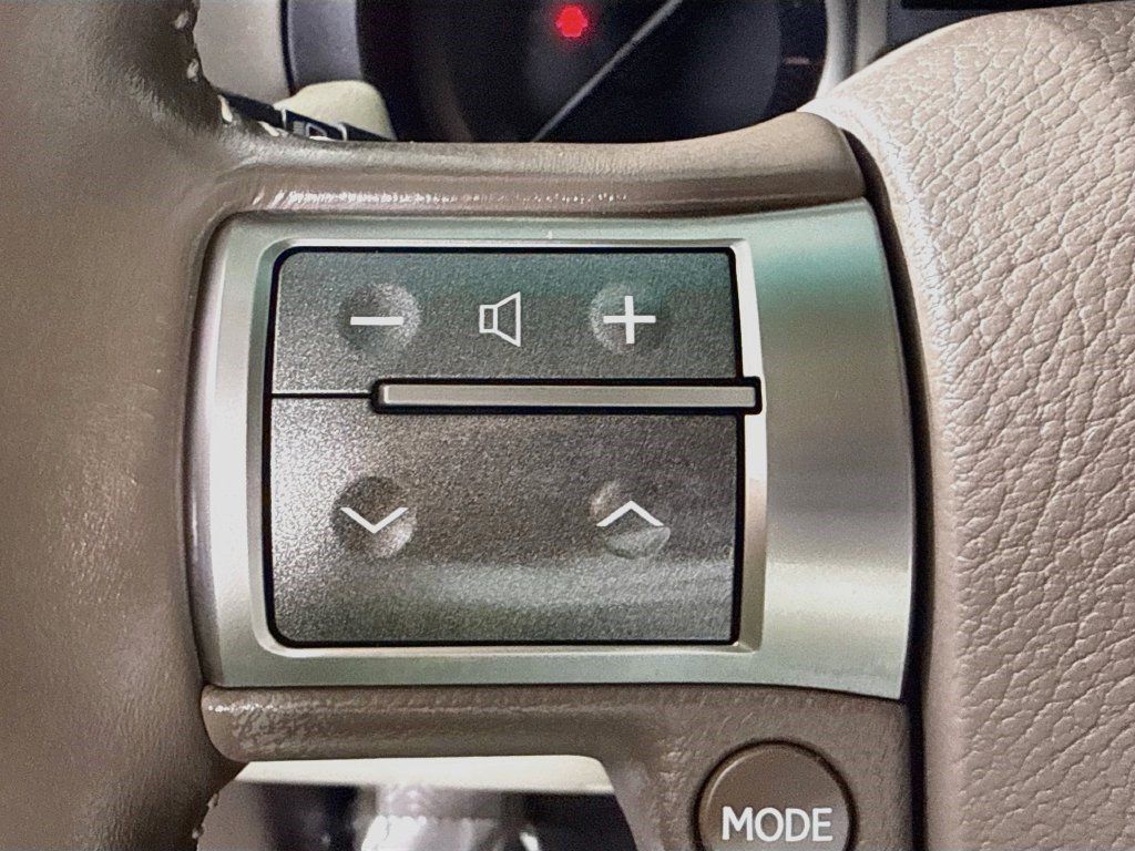 Used 2019 Lexus GX 460 Premium w/ Premium Package AWD/4WD image 13