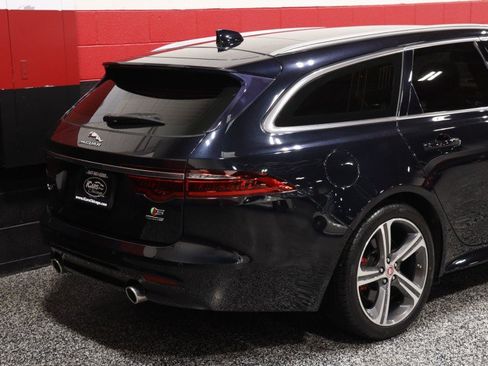 Used 2018 Jaguar XF First Edition AWD/4WD image 9