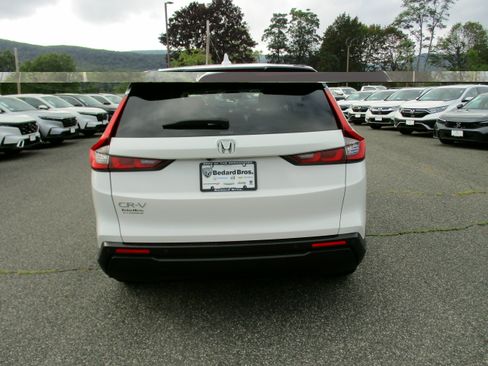 Certified 2024 Honda CR-V EX-L image 6