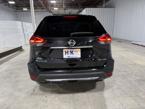 Used 2019 Nissan Rogue SL image 5