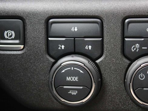 Certified 2025 Chevrolet Silverado 2500 LT image 15