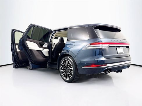 Used 2023 Lincoln Aviator Black Label w/ Dynamic Handling Package AWD/4WD image 48