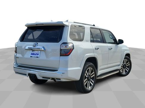 Used 2016 Toyota 4Runner Limited image 8