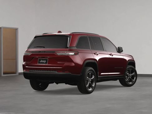 New 2025 Jeep Grand Cherokee Limited w/ Black Appearance Package image 5