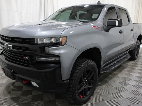 Used 2022 Chevrolet Silverado 1500 LT Trail Boss w/ LT Trail Boss Premium Package AWD/4WD image 33