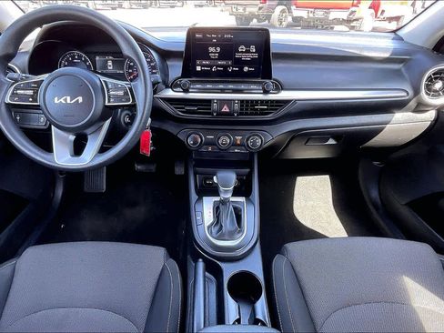 Used 2023 Kia Forte LXS image 15