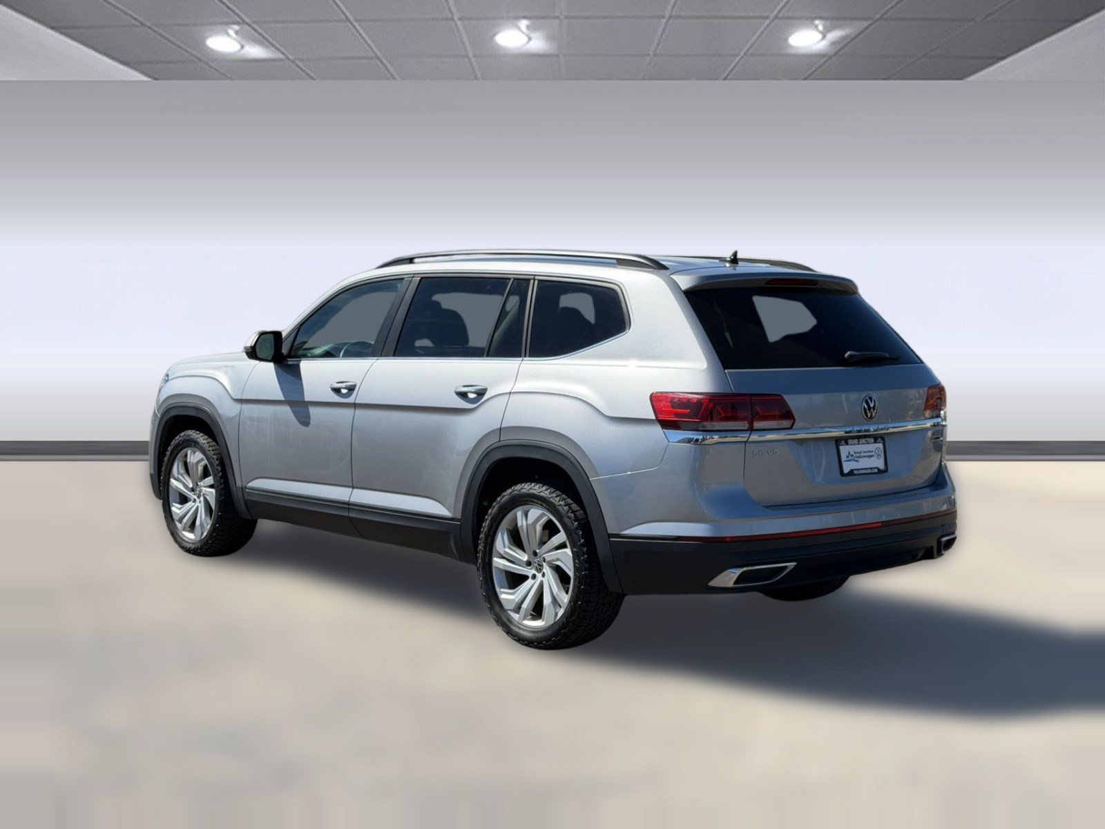 Used 2021 Volkswagen Atlas SE AWD/4WD image 3