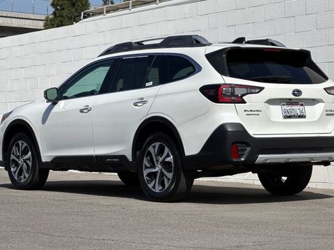 Used 2020 Subaru Outback Touring XT AWD/4WD image 3