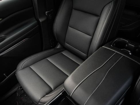 New 2026 Chevrolet Traverse LT w/ Midnight/Sport Edition image 27