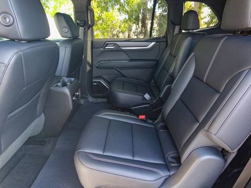 Used 2026 GMC Acadia Elevation w/ Black Edition FWD image 27