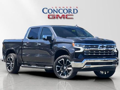 Used 2024 Chevrolet Silverado 1500 LTZ w/ LTZ Convenience Package II AWD/4WD image 2