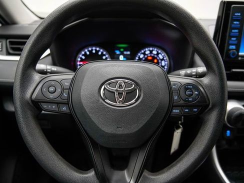 Used 2020 Toyota RAV4 LE w/ All Weather Liner Package image 31