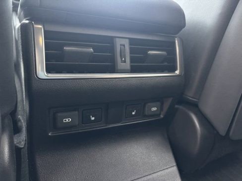 Used 2024 Lexus GX 550 AWD/4WD image 19