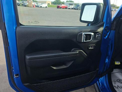 Used 2022 Jeep Wrangler Unlimited Sport AWD/4WD image 11