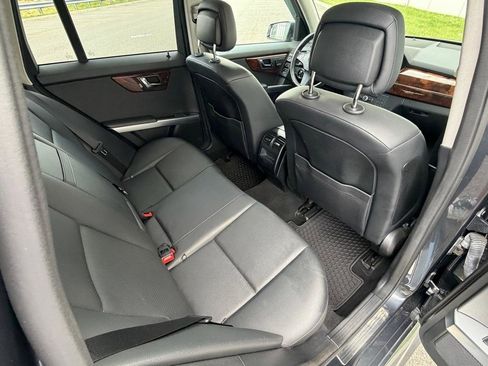 Used 2010 Mercedes-Benz GLK 350 4MATIC image 16