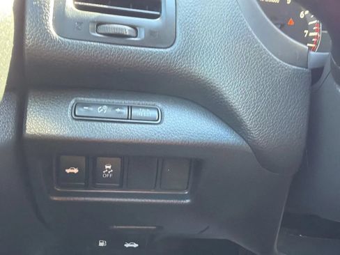 Used 2018 Nissan Altima 2.5 SR FWD image 15