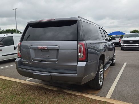 Used 2020 GMC Yukon XL SLT w/ Premium Edition RWD image 3