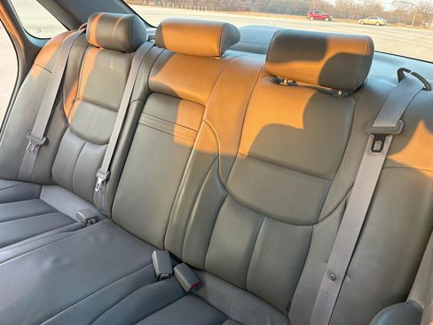 Used 2004 Toyota Avalon XLS image 21