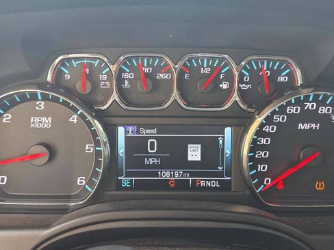 Used 2019 GMC Yukon XL SLT w/ HD Trailering Package RWD image 16