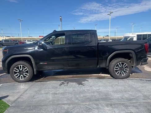 Used 2023 GMC Sierra 1500 AT4 w/ Technology Package image 8