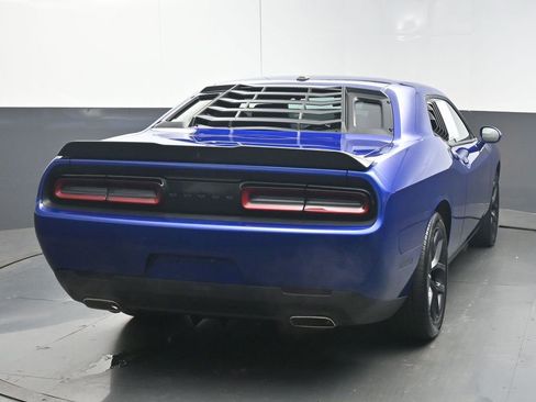 Used 2021 Dodge Challenger SXT w/ Blacktop Package image 7