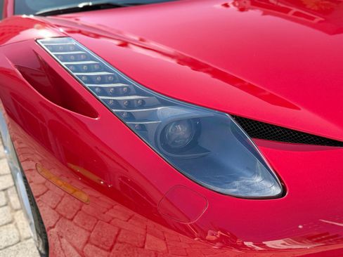 Used 2011 Ferrari 458 Italia Coupe RWD image 6