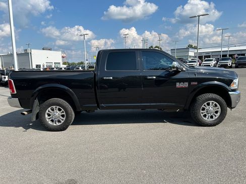 Used 2018 RAM 2500 Laramie w/ Snow Chief Group AWD/4WD image 8