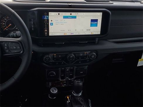 New 2026 Jeep Wrangler Unlimited Rubicon image 14