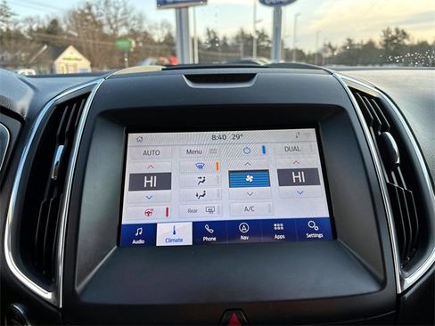 Used 2020 Ford Edge Titanium w/ Equipment Group 301A image 26