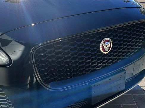 Used 2020 Jaguar E-PACE SE image 30