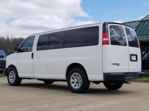 Used 2013 Chevrolet Express 1500 LS image 3