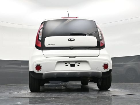 Used 2019 Kia Soul + FWD image 24
