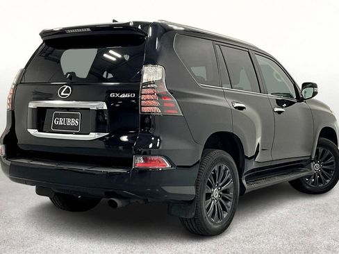 Used 2023 Lexus GX 460 Premium image 2