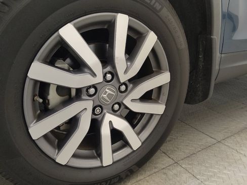 Used 2021 Honda Pilot EX image 31