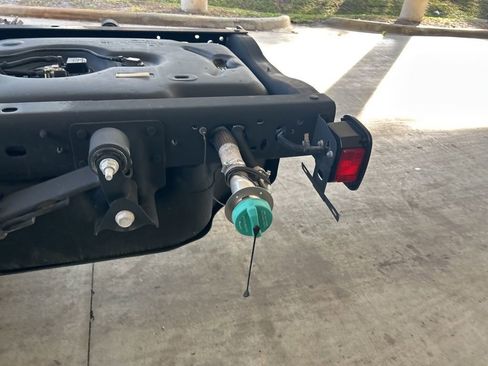 Used 2025 RAM 3500 Tradesman w/ Chrome Appearance Group image 18