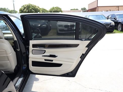 Used 2013 BMW 750Li RWD image 43