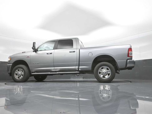Used 2022 RAM 3500 Big Horn AWD/4WD image 44