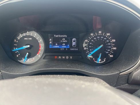 Used 2013 Ford Fusion SE FWD image 13